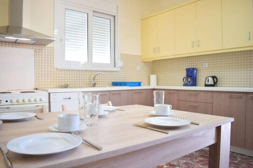 Marble Cool 2-Bedroom Down Town Yard House Kíssamos Dış mekan fotoğraf