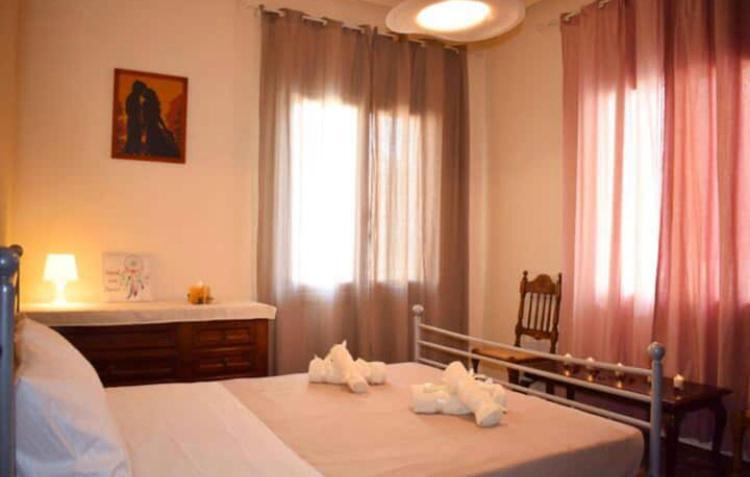 Marble Cool 2-Bedroom Down Town Yard House Kíssamos Dış mekan fotoğraf