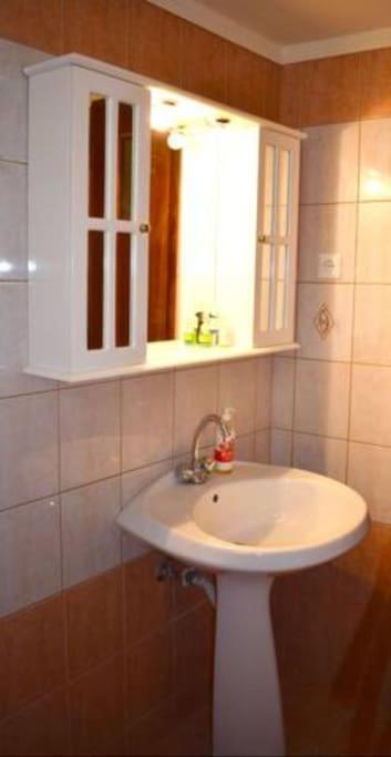 Marble Cool 2-Bedroom Down Town Yard House Kíssamos Dış mekan fotoğraf